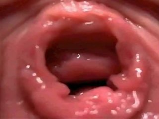 Kamera goddess plays with her pink pussyhole close up 17 mins