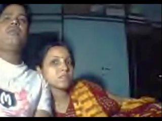 Indian Amuter attractive couple love flaunting their adult film life - Wowmoyback